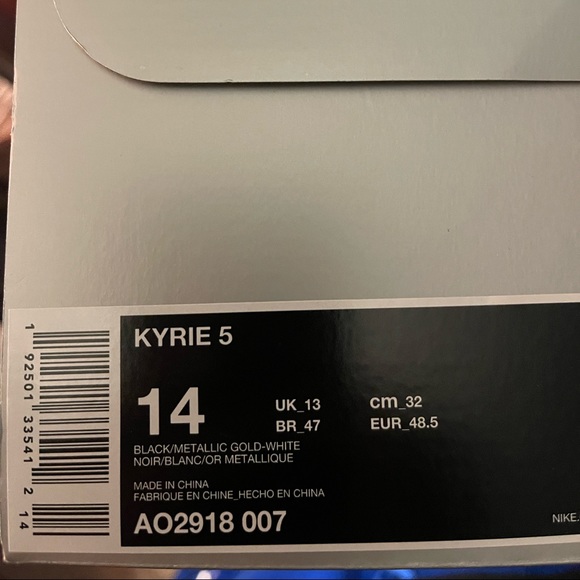 Nike Kyrie 5 Black Metallic Gold - Picture 2 of 5